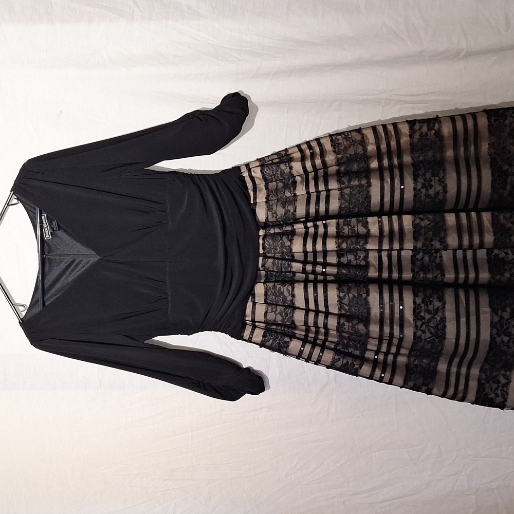 3/$20-Black Formal Midi Dress, Sequins, Embroidered, Jessica Howard Sz 12, NWOT
